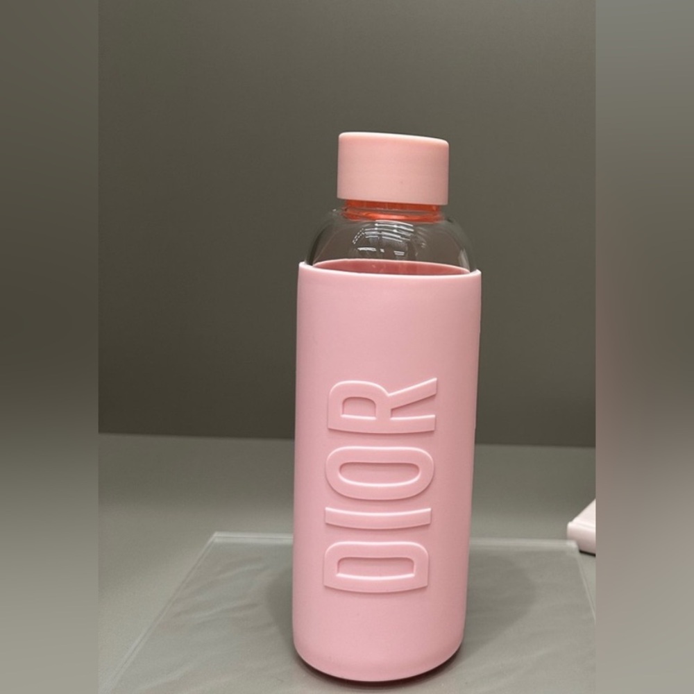 🎀 Dior Authentic Water Bottle/Gourde Flask